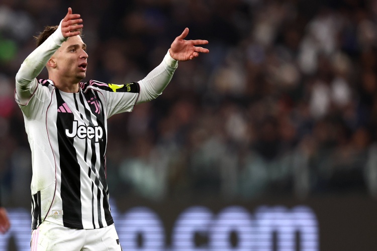 世界杯对阵名单-米体:小孔塞桑内收肌超负荷,能否出战拉齐奥成疑